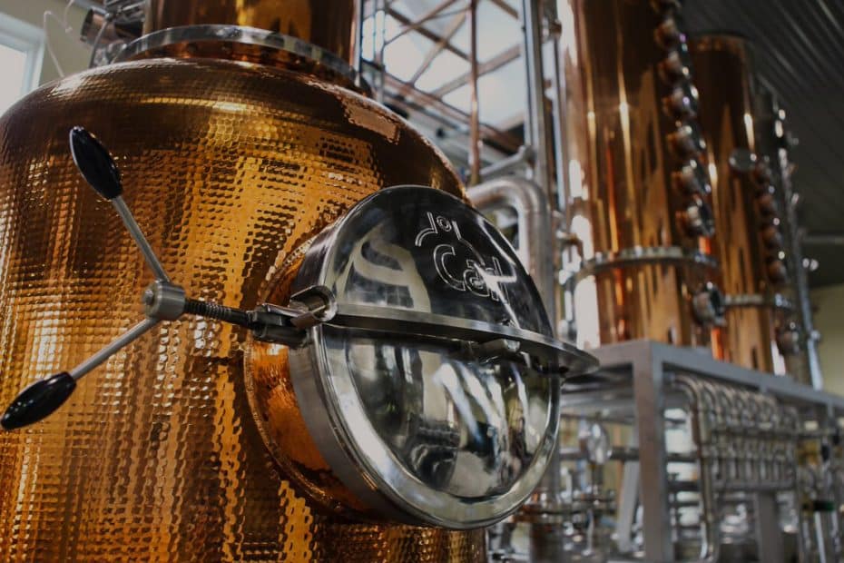 How Distilling Works: Making Whiskey and Bourbon
