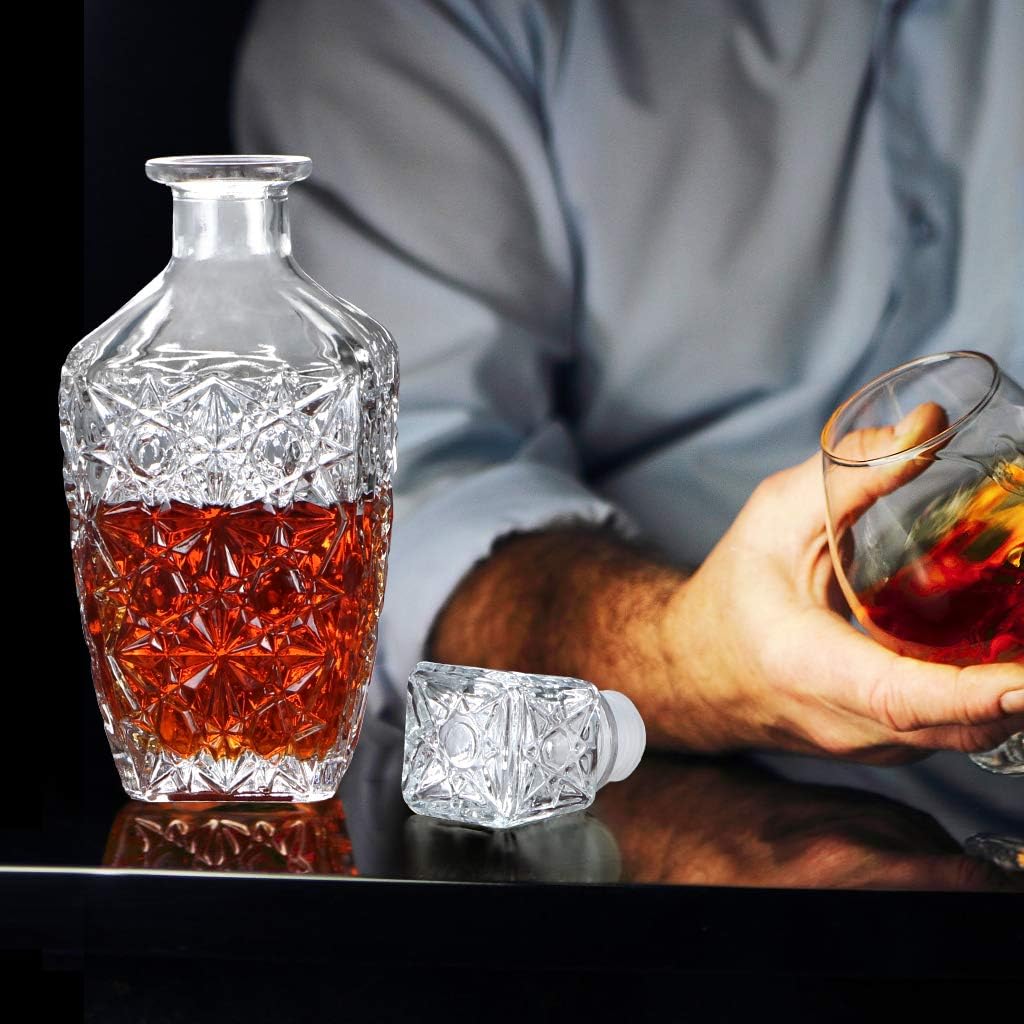MDLUU Liquor Decanter, Glass Spirits Decanter with Airtight Stopper, Whiskey Vodka Bourbon Decanter Bottle for Gift, Home, Bar, Party Decor, 27oz/800ml (Square) MDLUU Liquor Decanter, Glass Spirits Decanter with Airtight Stopper, Whiskey Vodka Bourbon Decanter Bottle for Gift, Home, Bar, Party Decor, 27oz/800ml (Square)