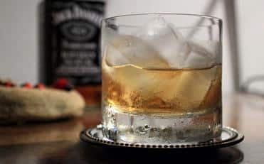 Should Whiskey Be Served At Room Temperature Or Chilled?