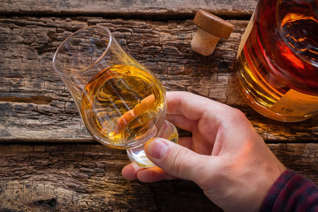 What Characteristics Should You Look For In A Good Whiskey Glass?