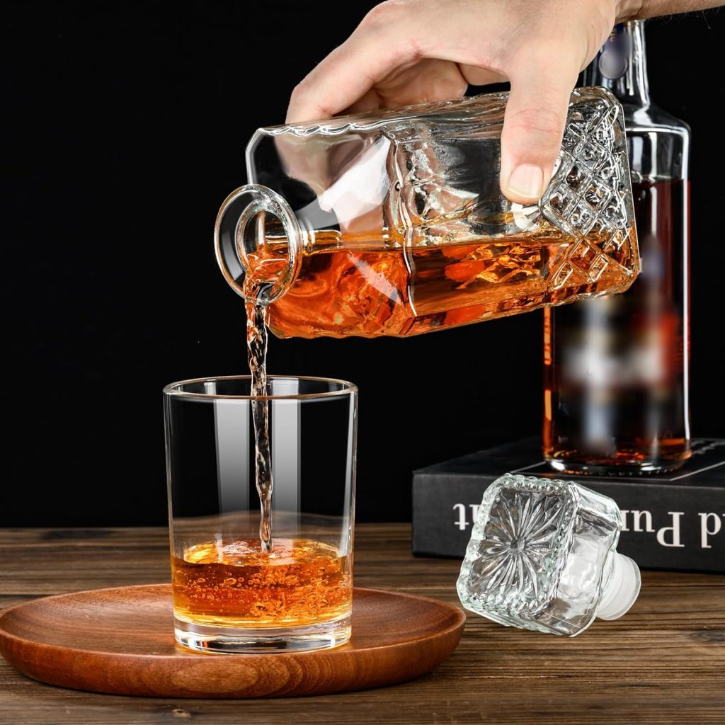 PARACITY Whiskey Decanter, 30oz Decanters for Alcohol with Glass Stopper, Gift Boxed Bourbon Decanter, Whiskey Gifts for Men, Whiskey Decanter Sets for Men, Decanter for Whiskey, Bourbon