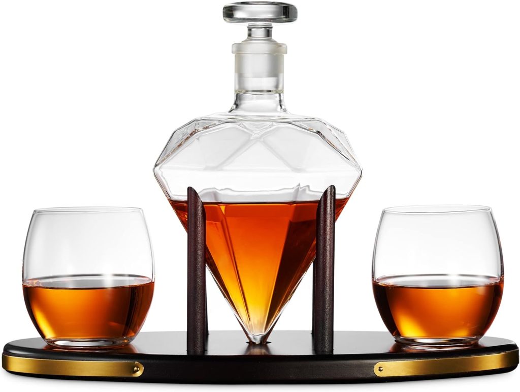 Godinger Whiskey Decanter and Whiskey Glasses Set, Diamond Liquor Decanter and Cocktail Whiskey Glasses Gift Set - for Liquor, Scotch, Bourbon, Vodka - 850ml
