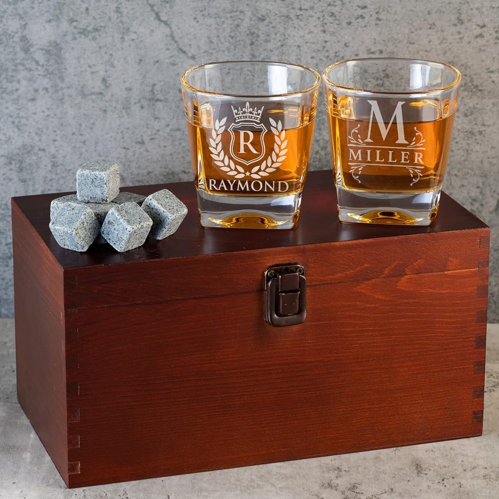 Amazing Items Set of 4 - Whiskey Gifts for Men, Personalized Whiskey Glasses w/Name  Initial - 9 Designs - 9 oz, Limited Edition Monogrammed Rocks Glasses for Whiskey, Dad Gifts